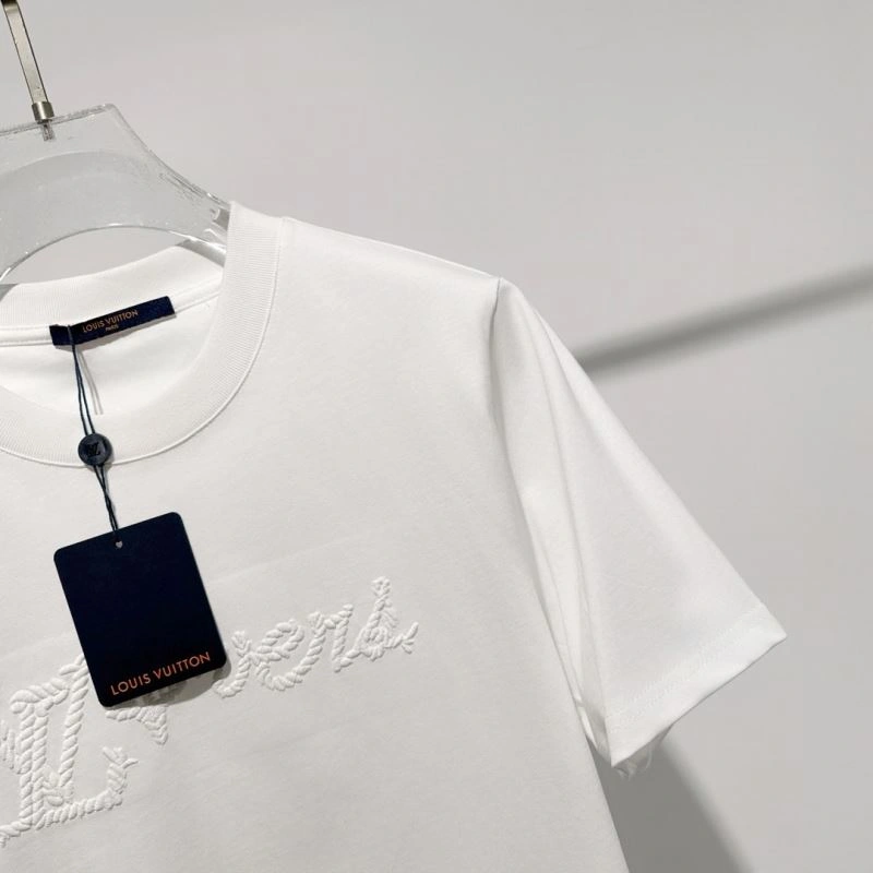 Louis Vuitton T-Shirts Breathable 134632