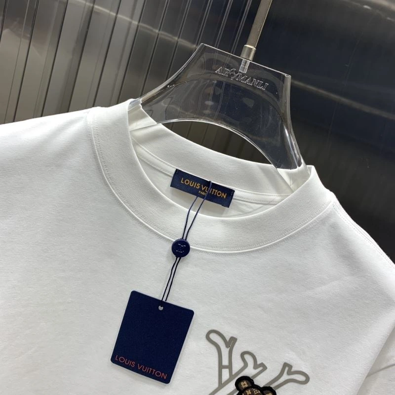 Louis Vuitton T-Shirts Fashionable 134629