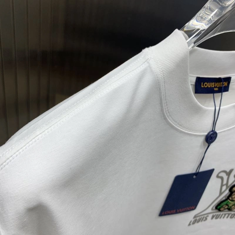 Louis Vuitton T-Shirts Fashionable 134629