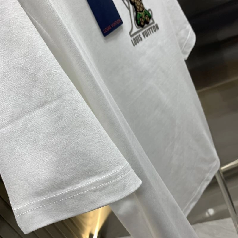 Louis Vuitton T-Shirts Fashionable 134629