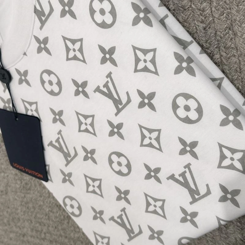 Louis Vuitton T-Shirts TravelReady 134616