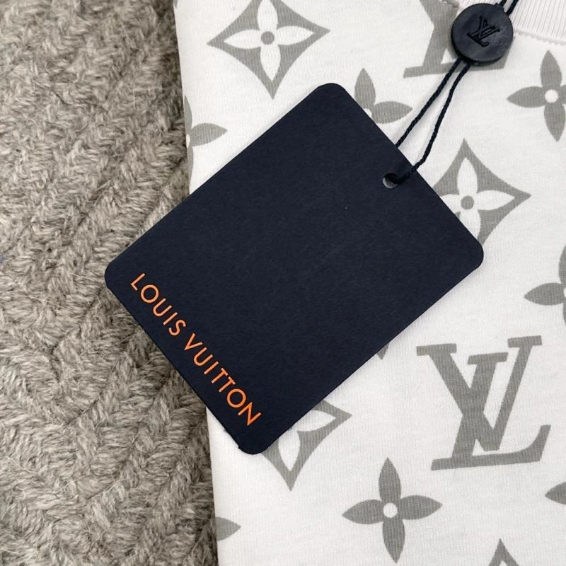 Louis Vuitton T-Shirts TravelReady 134616
