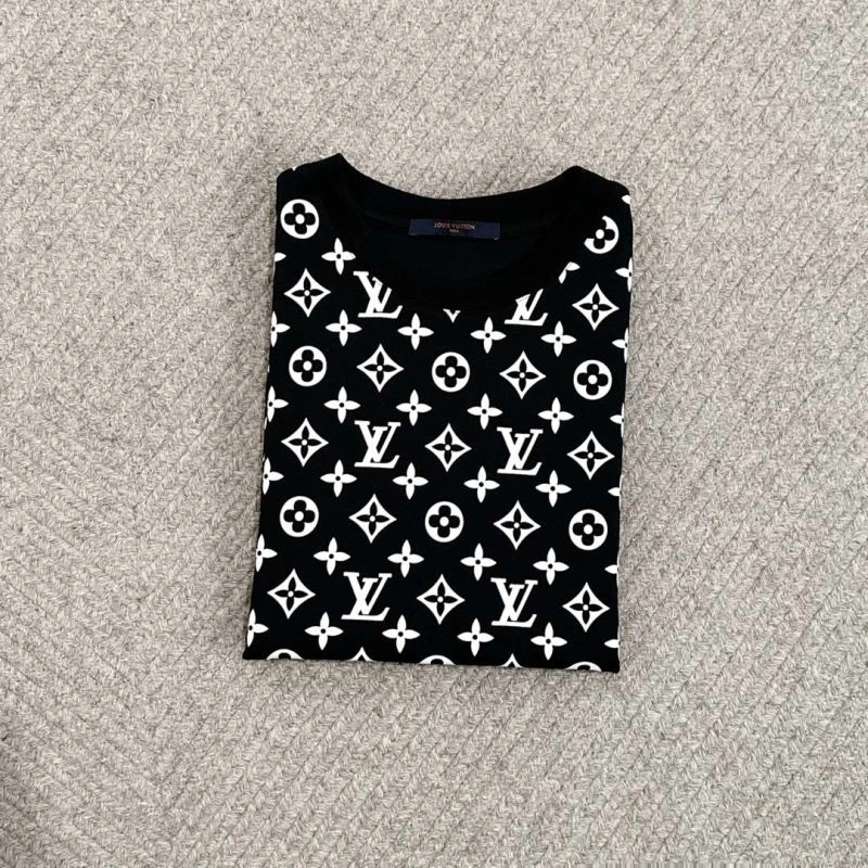 Louis Vuitton T-Shirts GoAnywhere 134612
