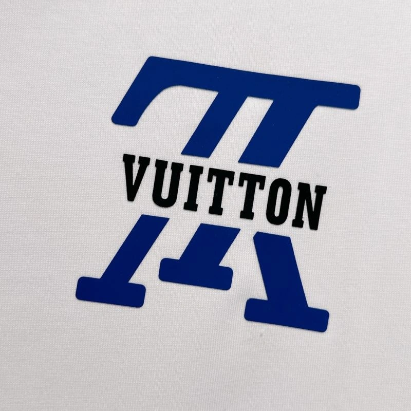 Refined Louis Vuitton T-Shirts 134620