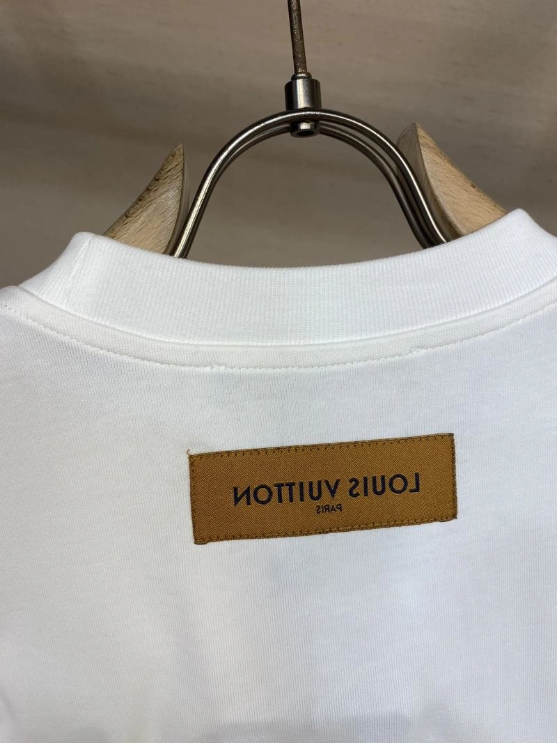 SoftTouch Louis Vuitton T-Shirts 134605