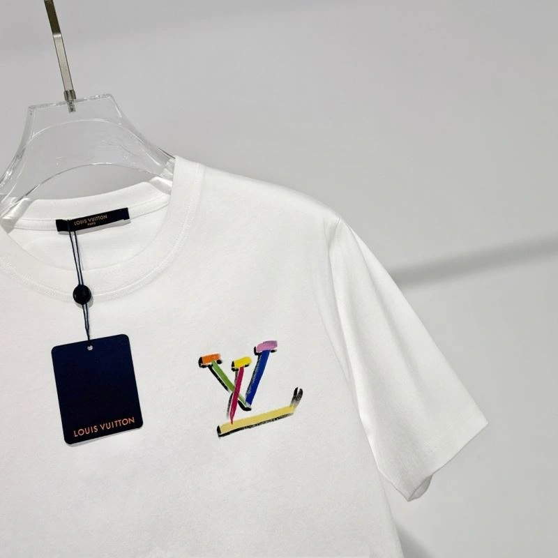 Timeless Louis Vuitton T-Shirts 134622