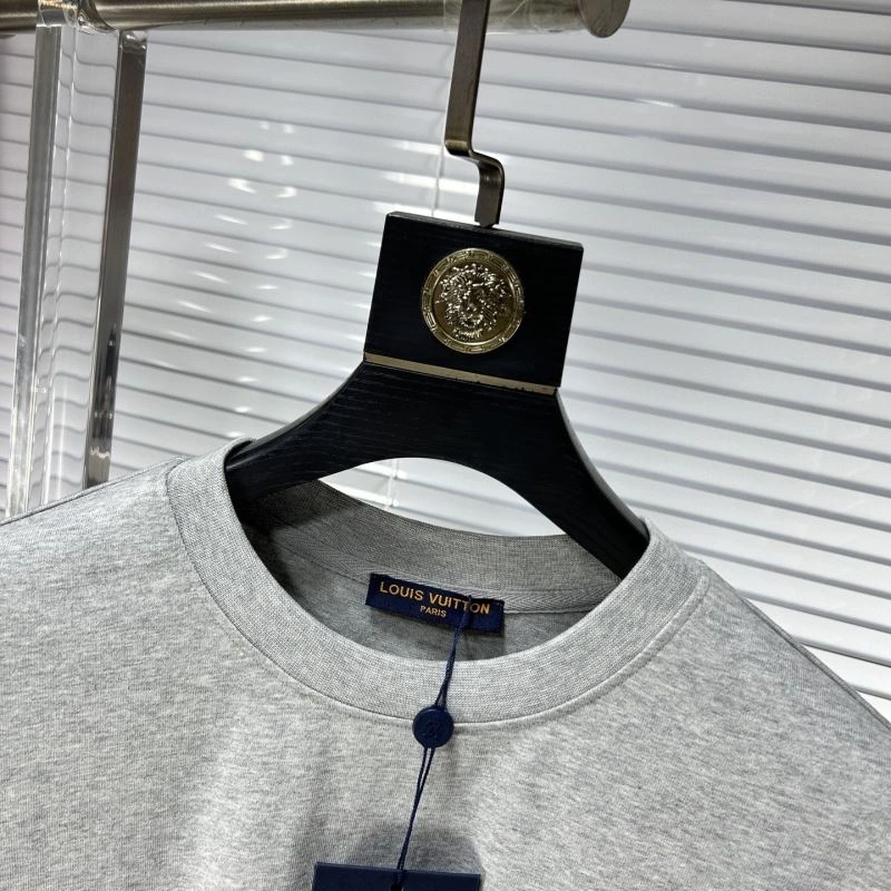 Louis Vuitton T-Shirts Sustainable 134621