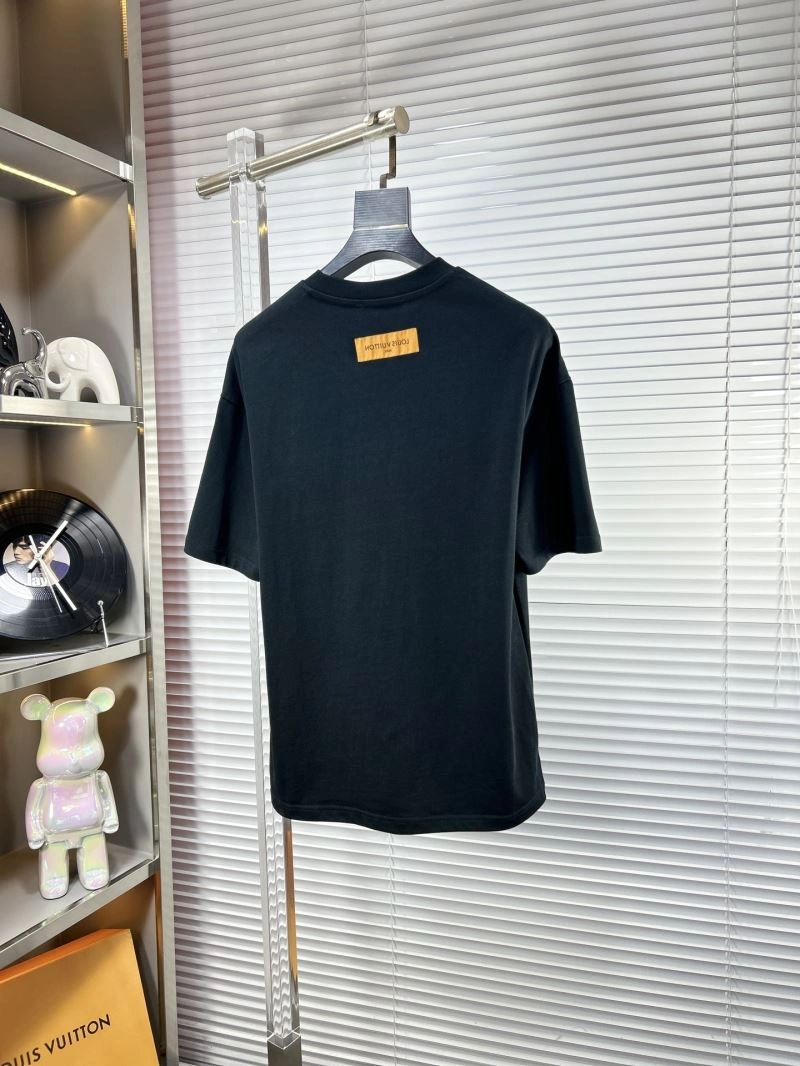 Louis Vuitton T-Shirts AllSeason 134617