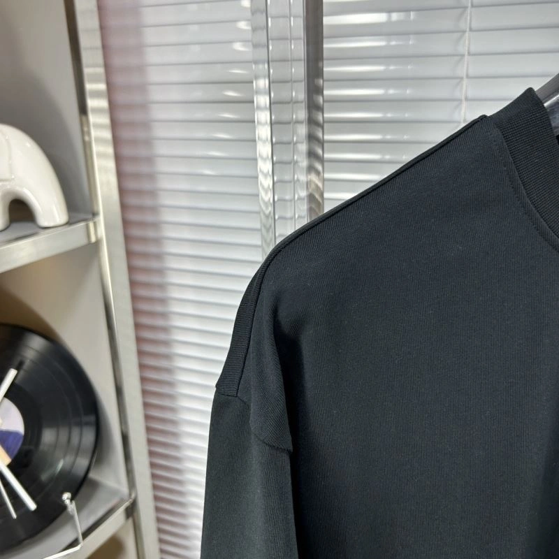 Louis Vuitton T-Shirts AllSeason 134617
