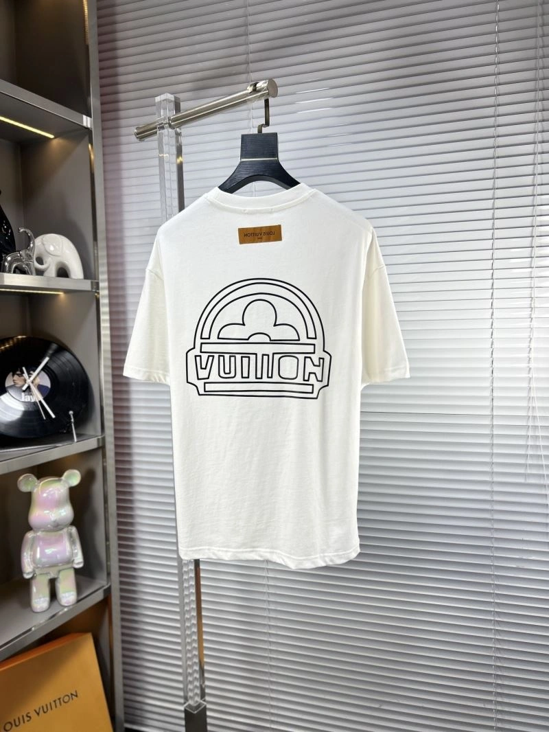 Bold Louis Vuitton T-Shirts 134603