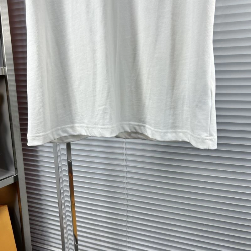 Bold Louis Vuitton T-Shirts 134603