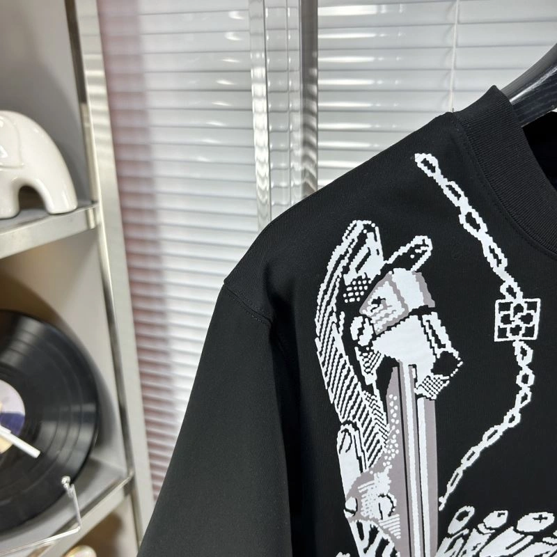 Louis Vuitton T-Shirts OnTrend 134597