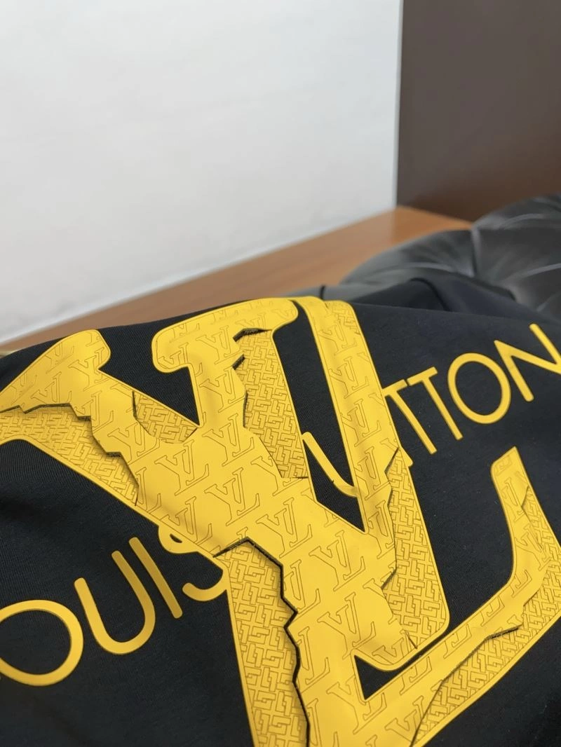 RelaxedFit Louis Vuitton T-Shirts 134604