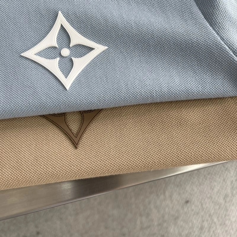 Versatile Louis Vuitton T-Shirts 134593