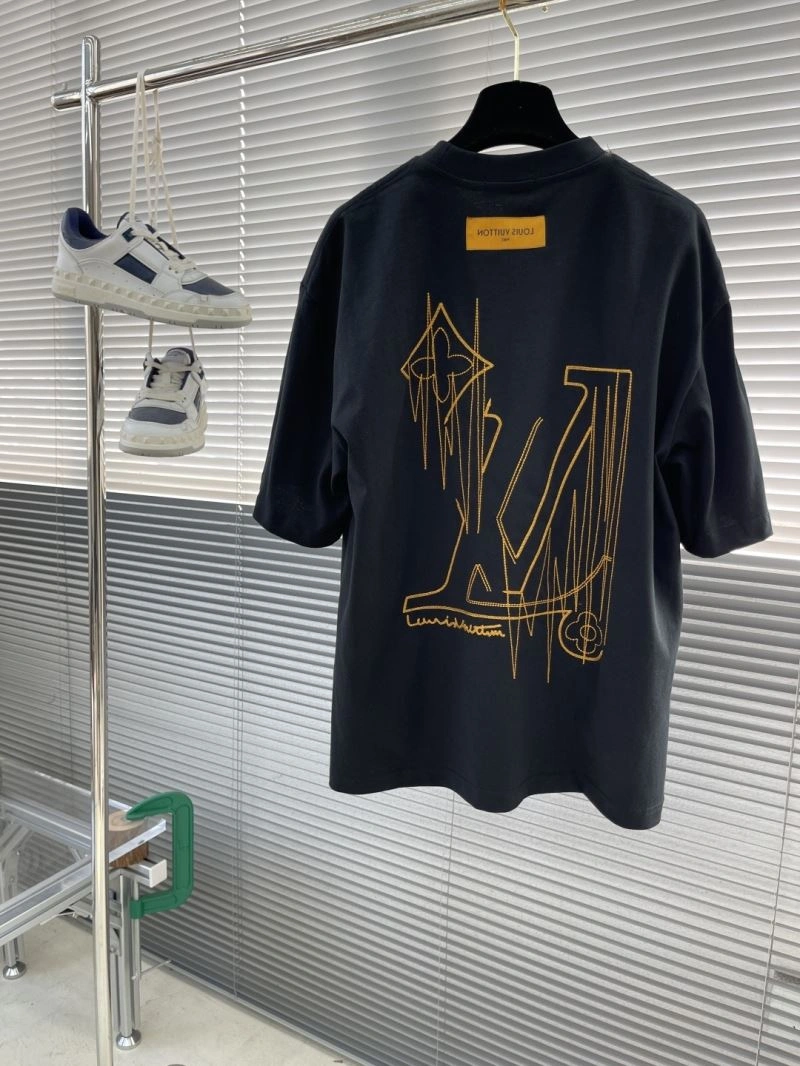 Stylish Louis Vuitton T-Shirts 134592