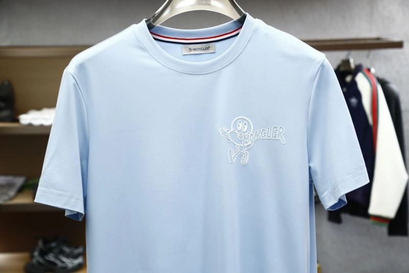 Modern Louis Vuitton T-Shirts 134587