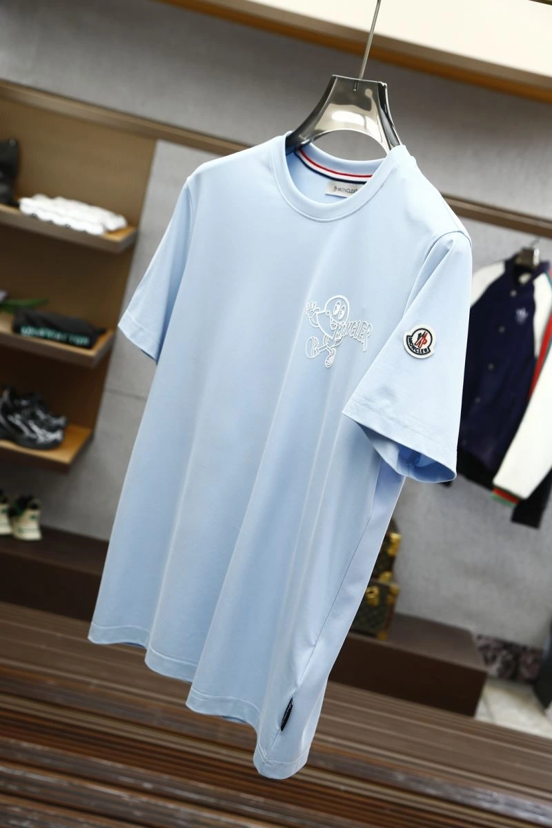 Modern Louis Vuitton T-Shirts 134587