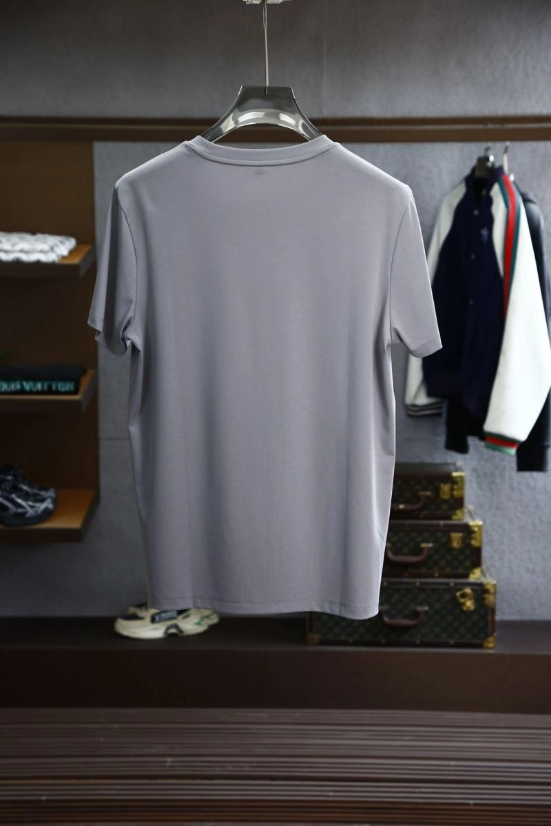 Contemporary Louis Vuitton T-Shirts 134585