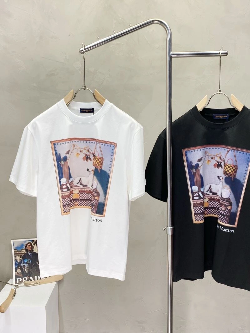 Versatile Louis Vuitton T-Shirts 134576