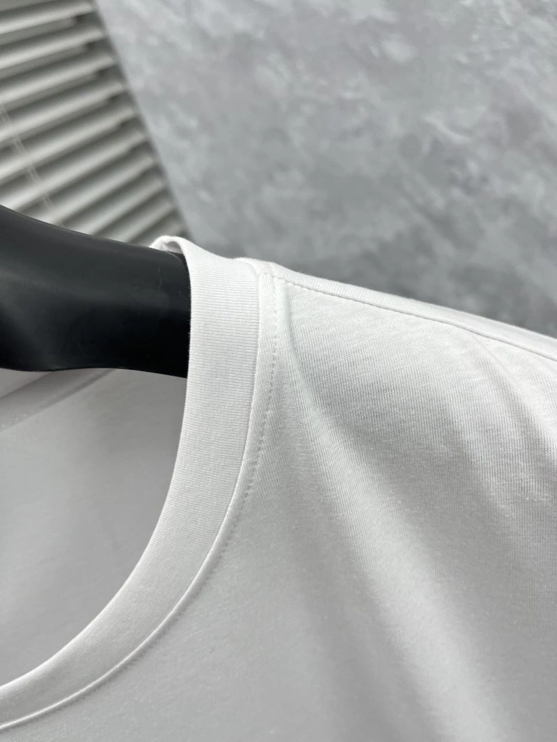 Louis Vuitton T-Shirts Flexible 134582