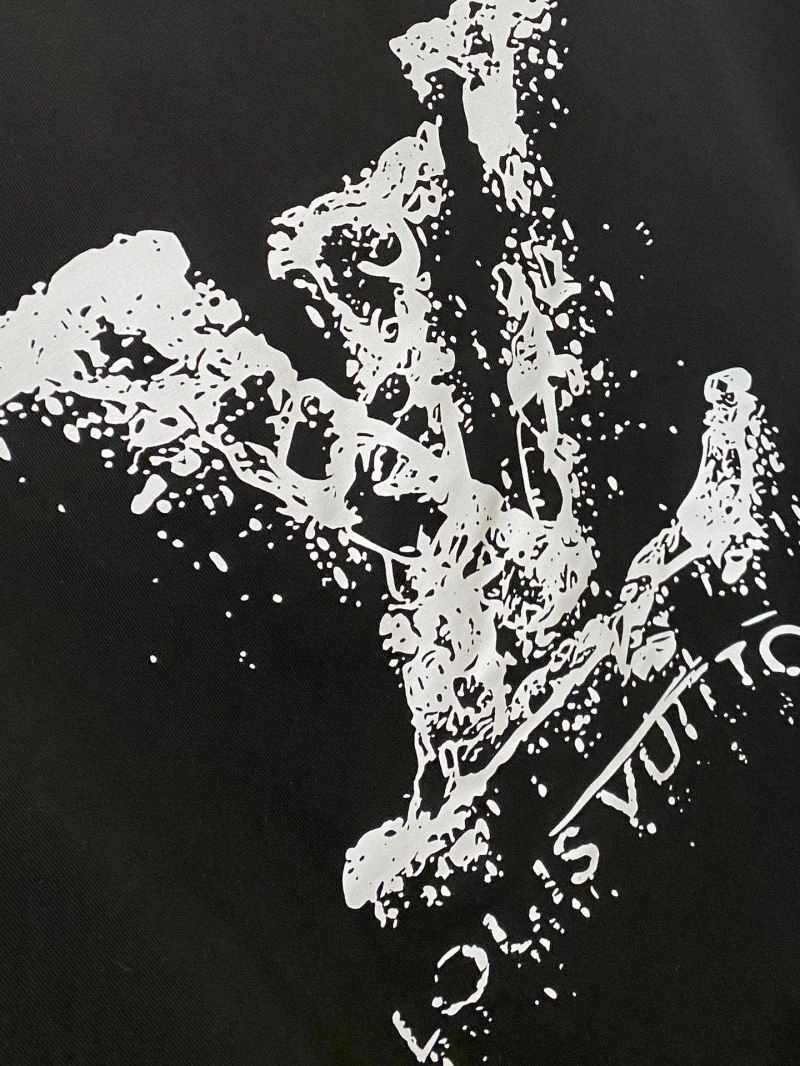 Louis Vuitton T-Shirts Lightweight 134557