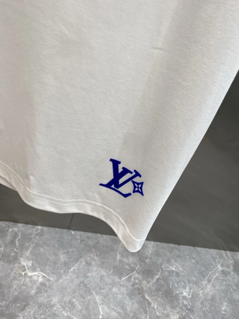 Louis Vuitton T-Shirts Trendy 134577