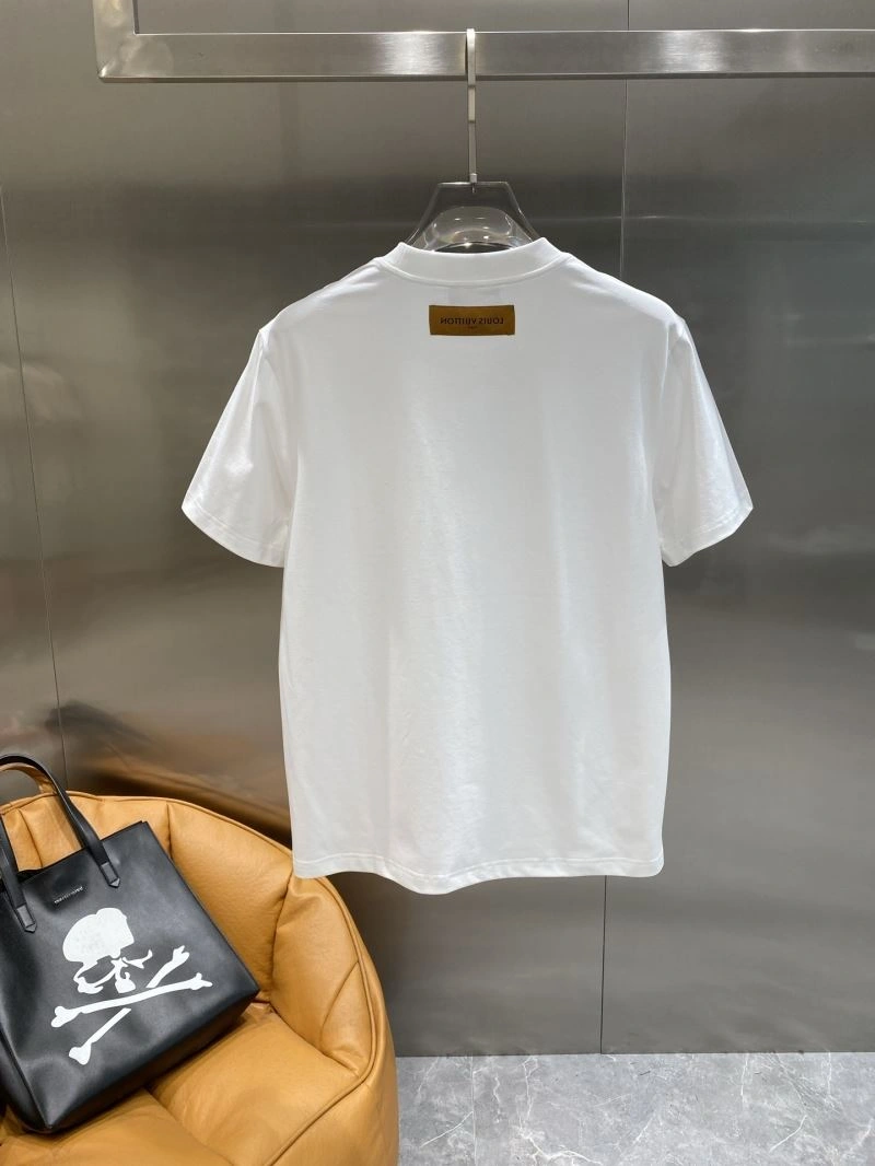 Louis Vuitton T-Shirts Trendy 134577