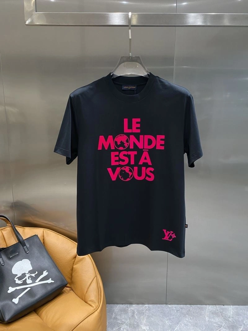 Modern Louis Vuitton T-Shirts 134569