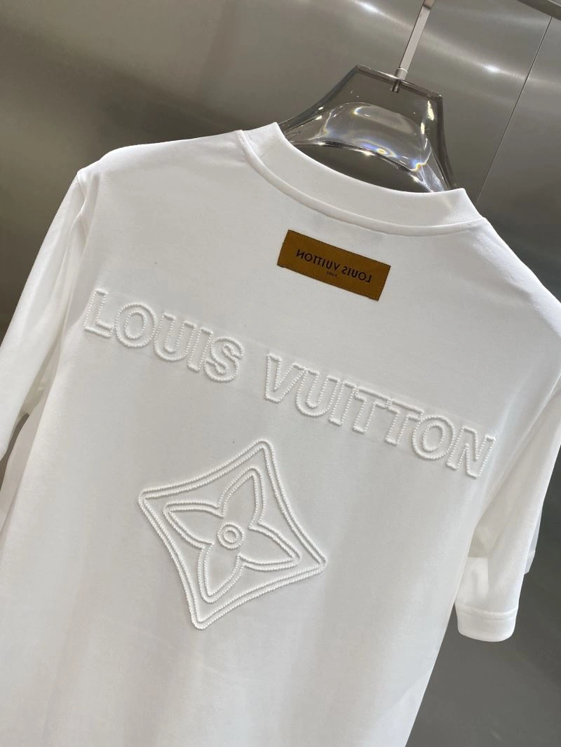 Louis Vuitton T-Shirts Classic 134574