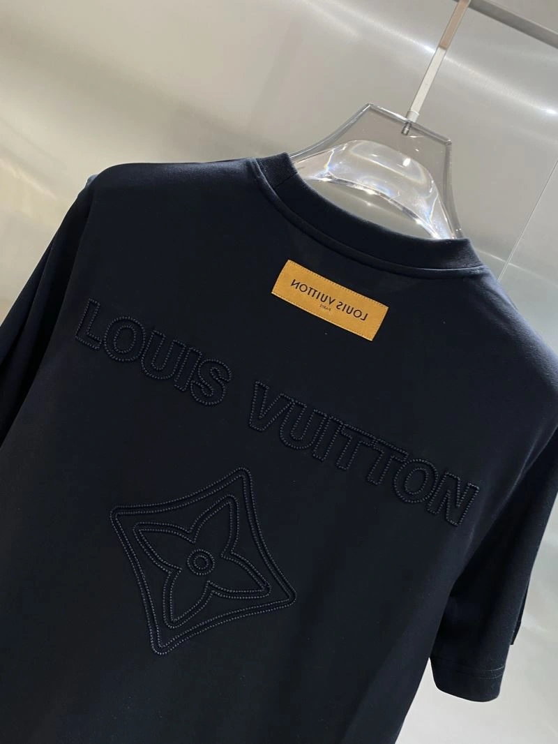 Louis Vuitton T-Shirts Soft 134556