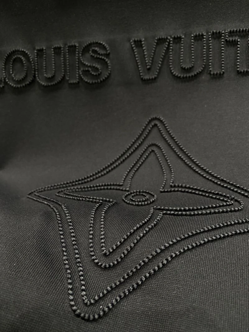 Louis Vuitton T-Shirts Soft 134556