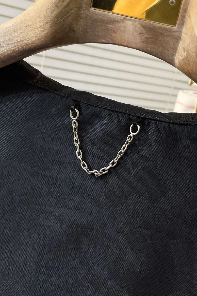 WeatherProof Louis Vuitton T-Shirts 134572