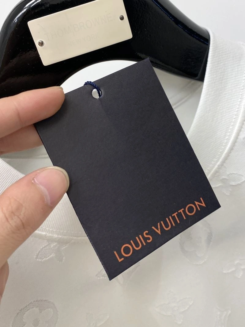 Affordable Louis Vuitton T-Shirts 134575