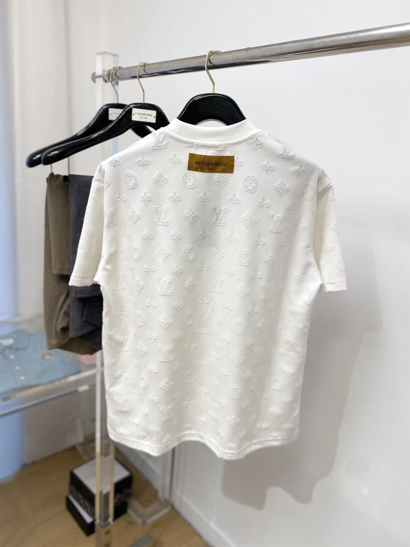 Affordable Louis Vuitton T-Shirts 134575