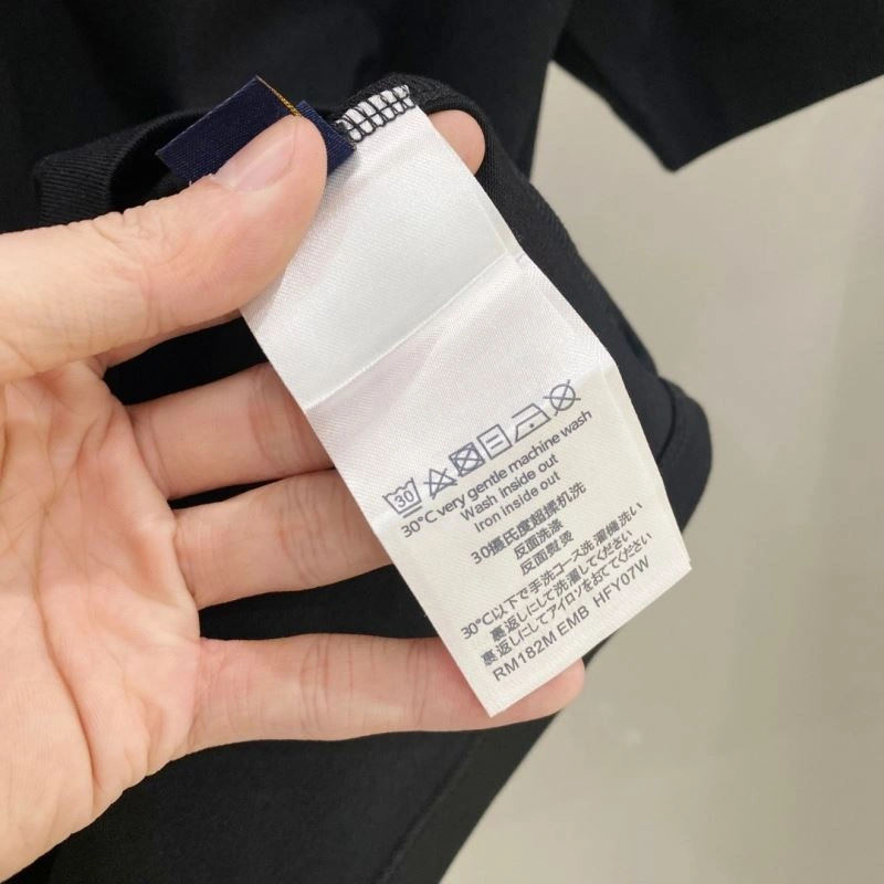 Sustainable Louis Vuitton T-Shirts 134581