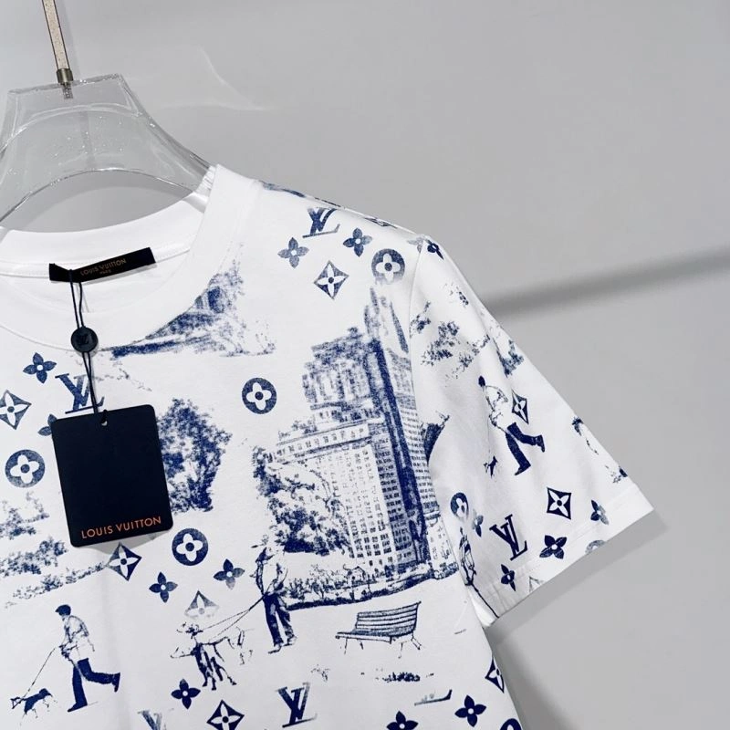 WeatherProof Louis Vuitton T-Shirts 134559
