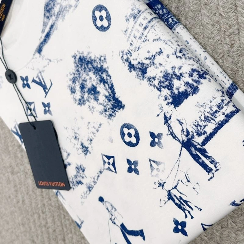 WeatherProof Louis Vuitton T-Shirts 134559