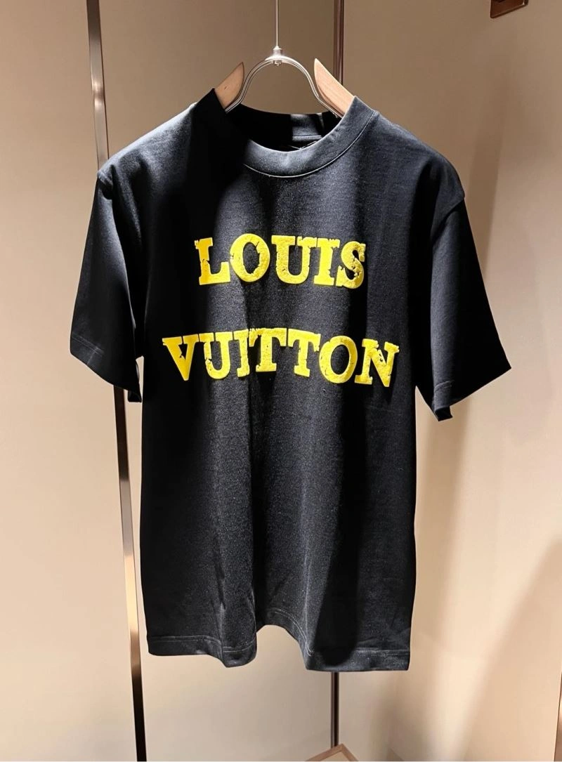 Louis Vuitton T-Shirts Fashionable 134553