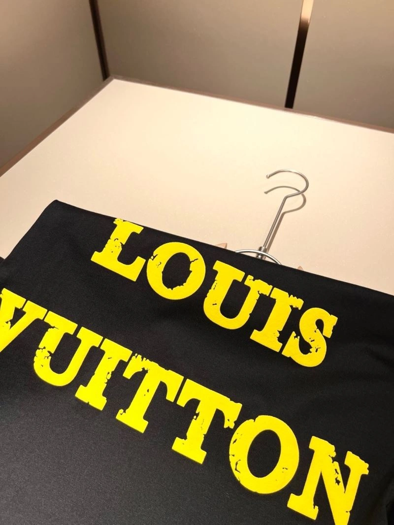 Louis Vuitton T-Shirts Fashionable 134553
