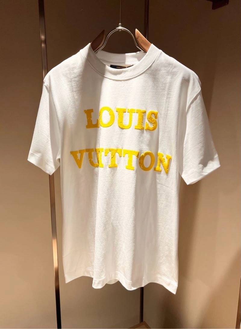 Louis Vuitton T-Shirts HighQuality 134551