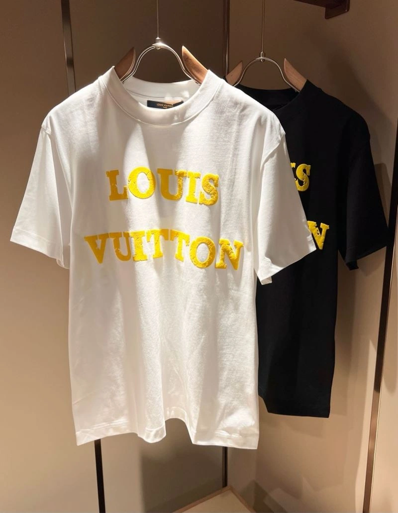 Louis Vuitton T-Shirts HighQuality 134551