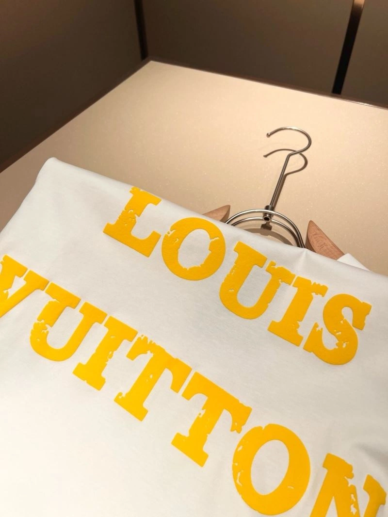 Louis Vuitton T-Shirts HighQuality 134551