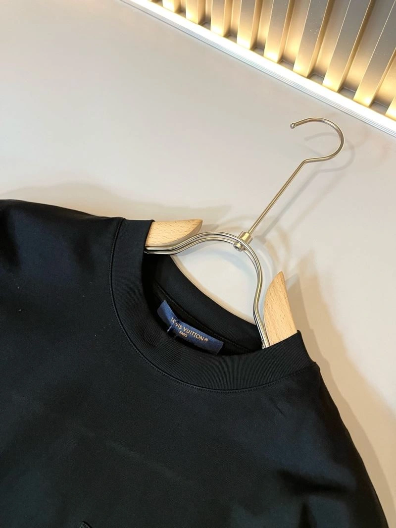 Louis Vuitton T-Shirts Compact 134552