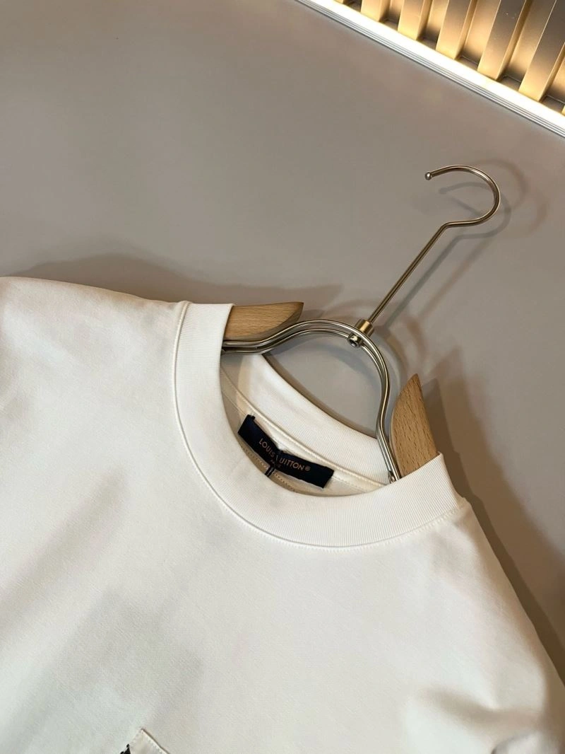 Louis Vuitton T-Shirts Classic 134554