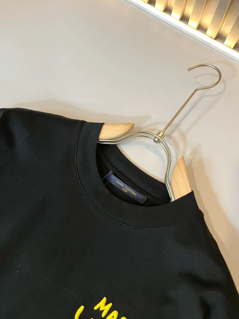 SmoothTexture Louis Vuitton T-Shirts 134550