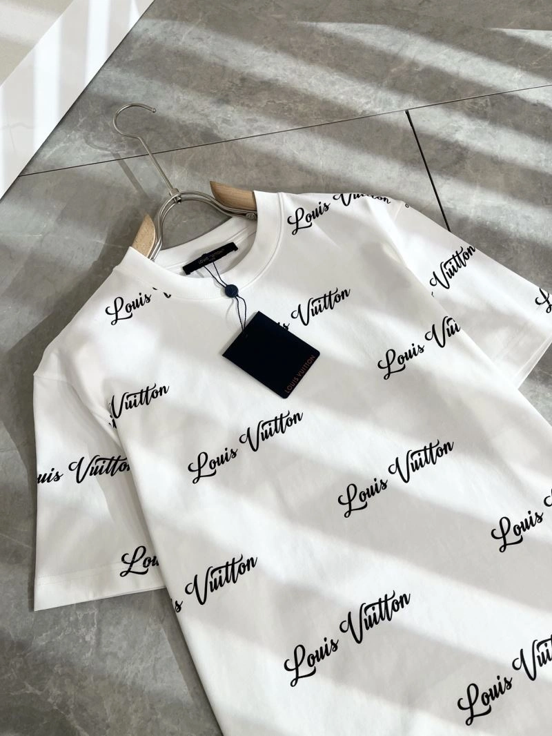 WellDesigned Louis Vuitton T-Shirts 134546