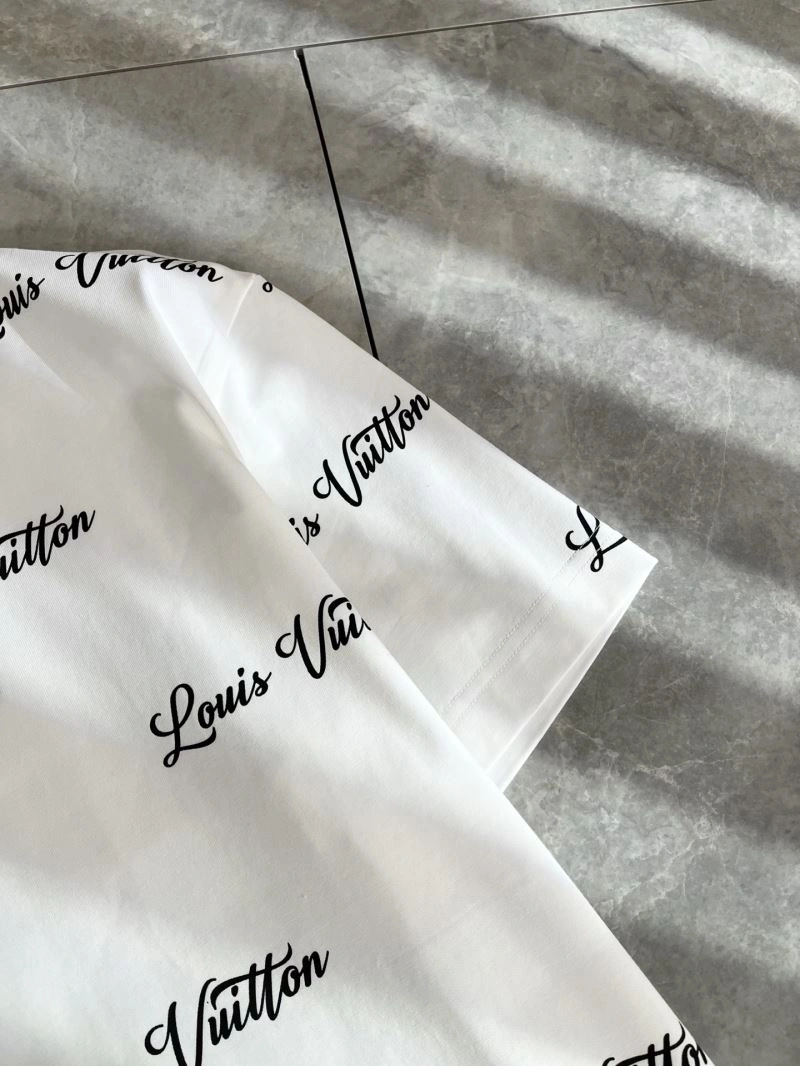 WellDesigned Louis Vuitton T-Shirts 134546