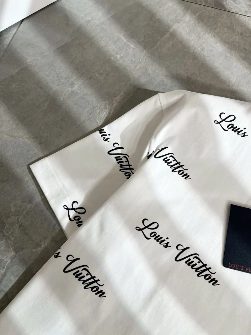 WellDesigned Louis Vuitton T-Shirts 134546
