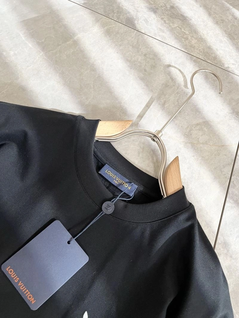 SunProtective Louis Vuitton T-Shirts 134529
