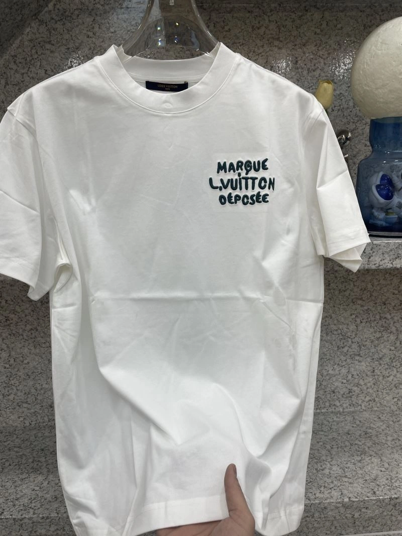 Affordable Louis Vuitton T-Shirts 134531